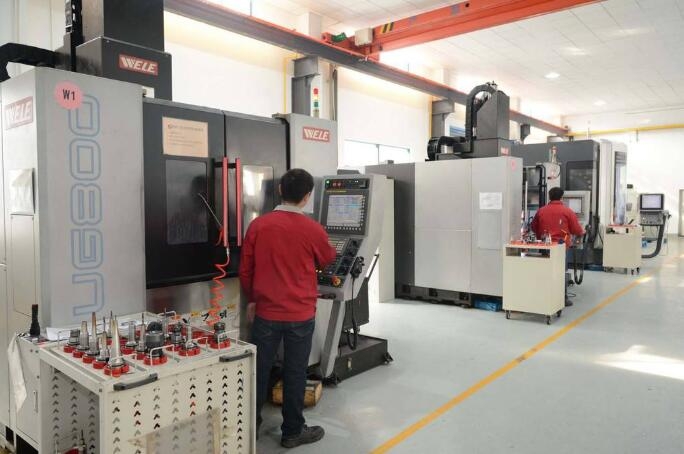 科瑞技能：公司的精细零部件及模具产品首要运用在于对精度要求比较高的自动化设备制作除了部分满意企业内部设备需求首要对外进行出售